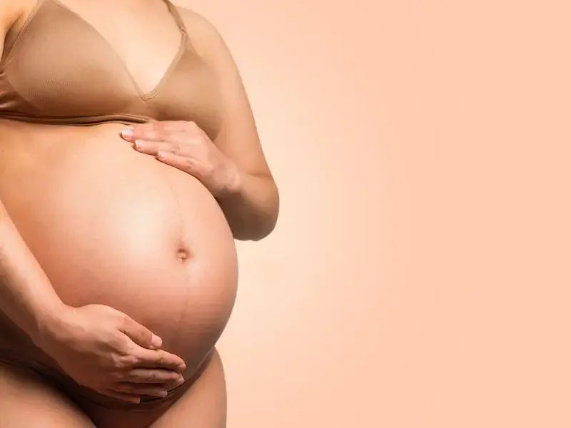 Hamilelik Mide Ağrısı Neden Olur ve Nasıl Geçer?
